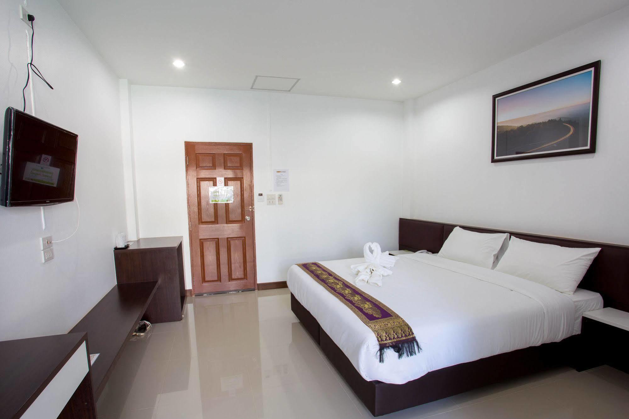 Np Hotel Μπούρι Ραμ Εξωτερικό φωτογραφία